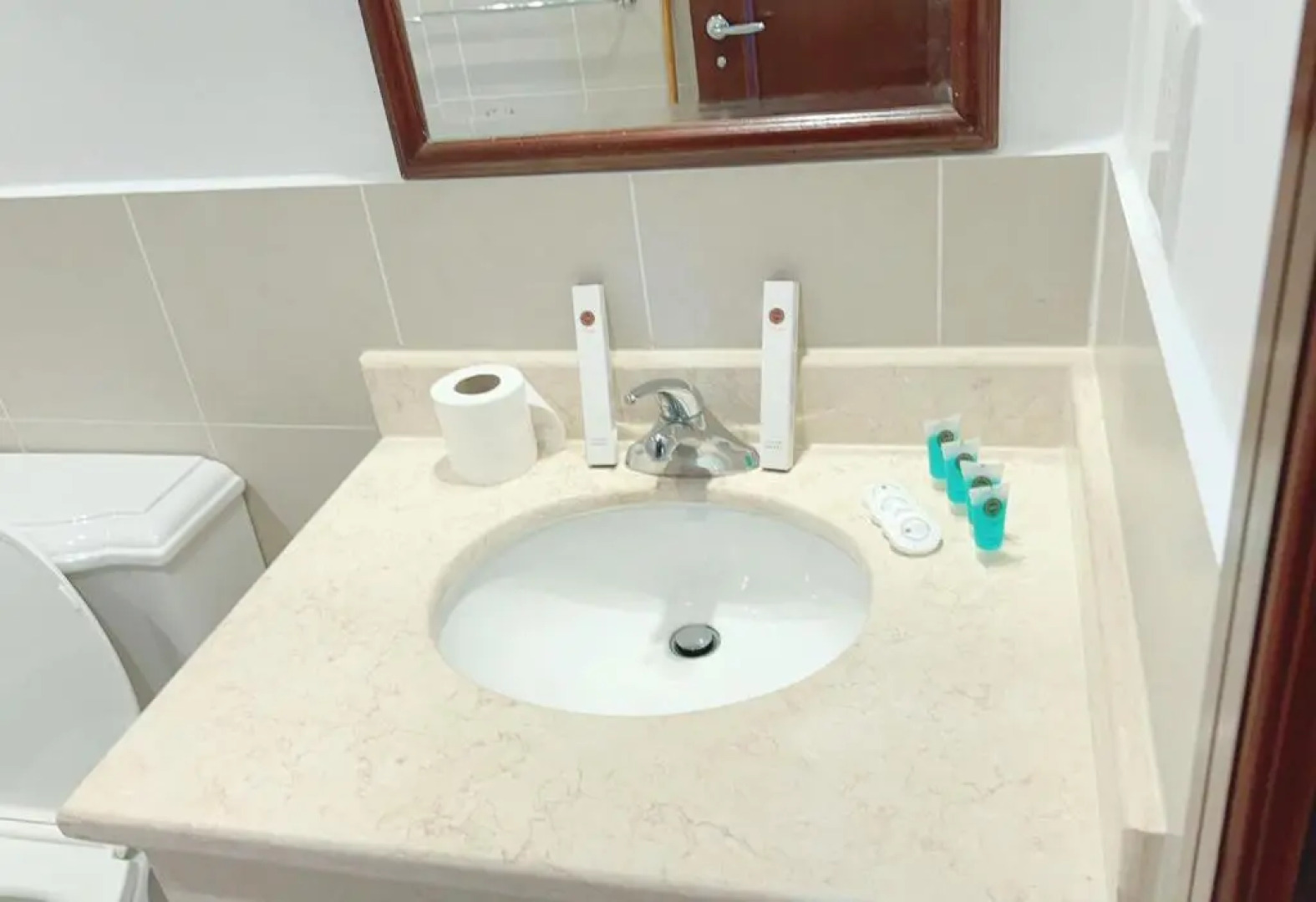 رويال مارينا 2 بانوراما علي البحر مباشر عوائل فقط