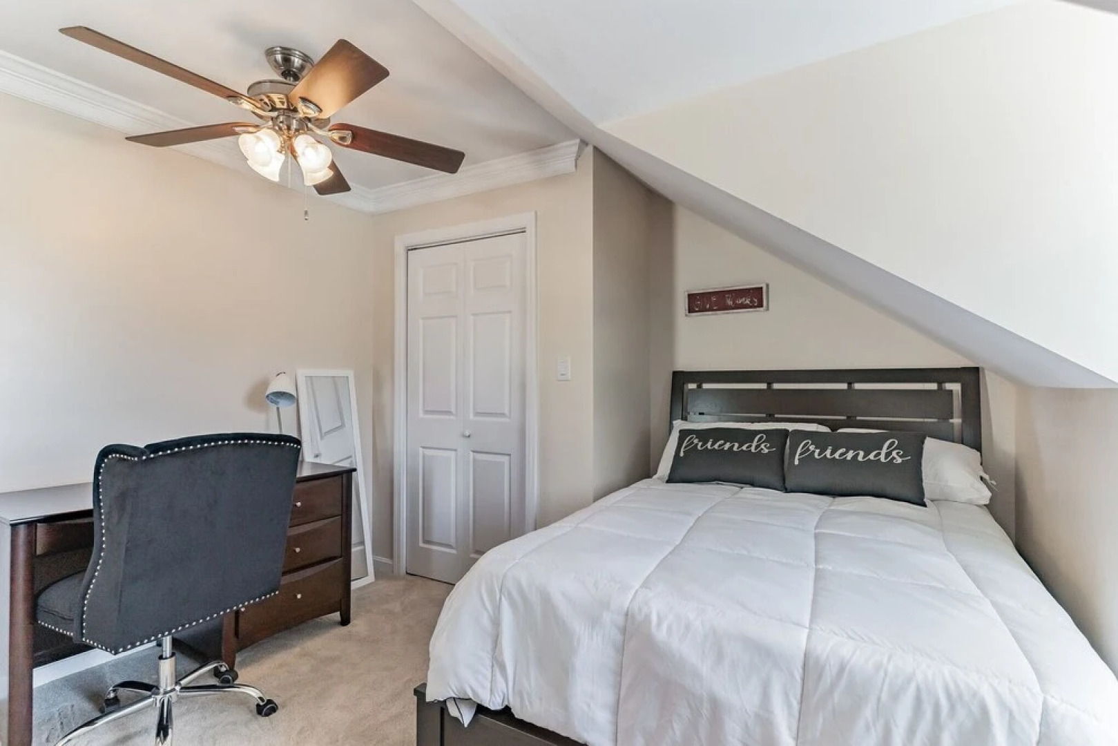 Leo Farm Villa - Beautiful Country Retreat 5 Bedroom Villa by RedAwning