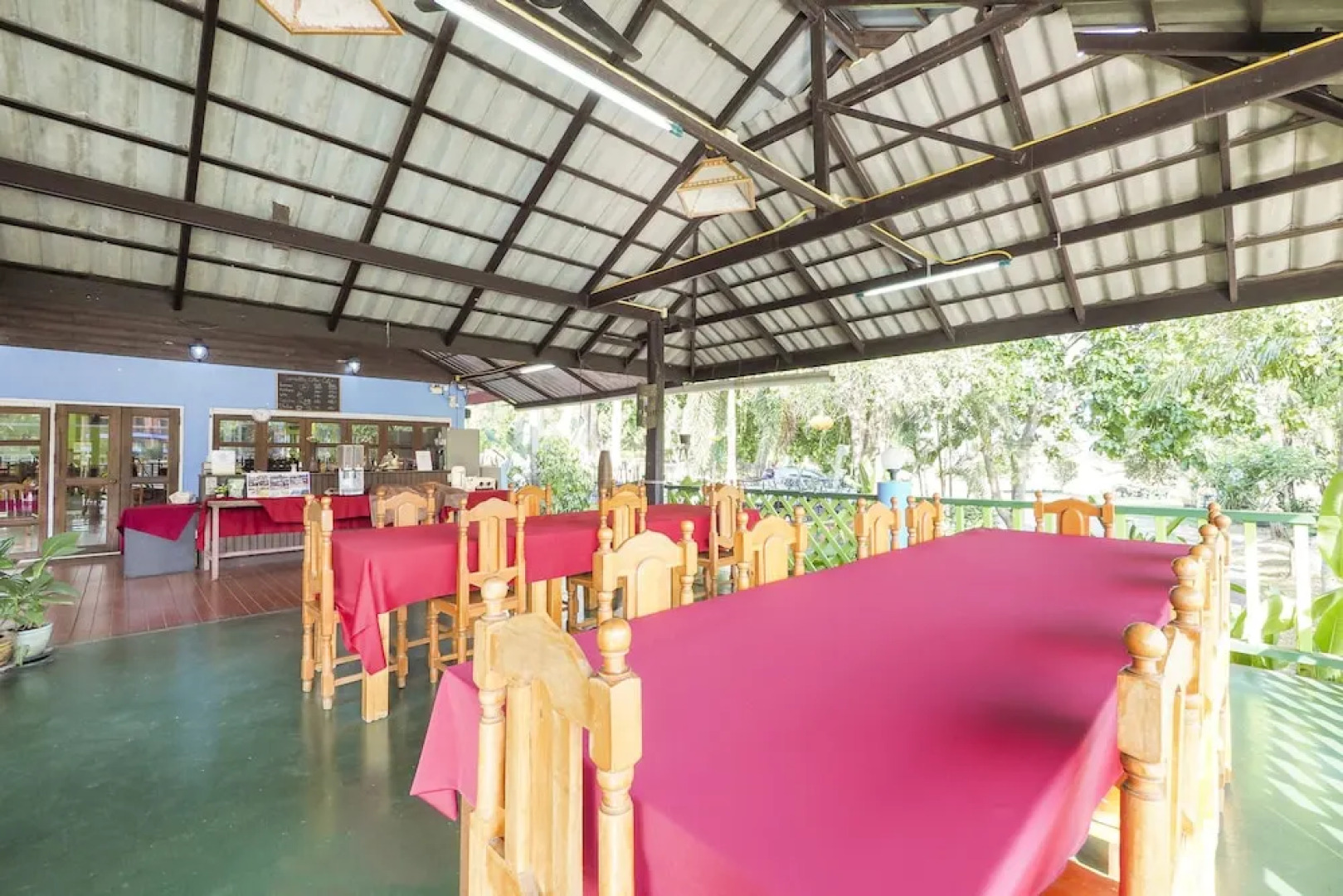 OYO 920 Saensukkho Hotel And Resorts