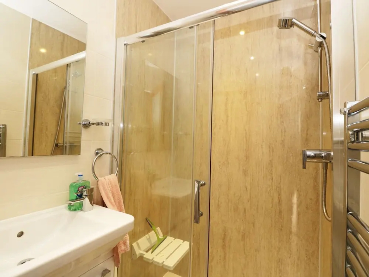 2 Craigarbel Crescent, Montrose