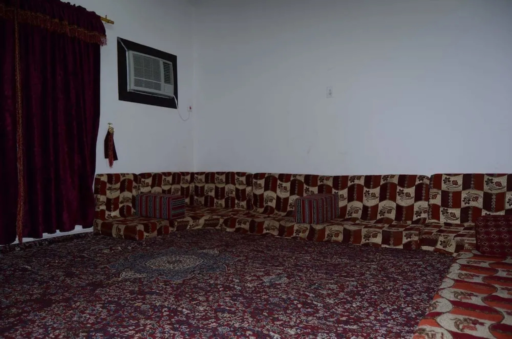 Al Eairy Furnished Apartments Nariyah 3