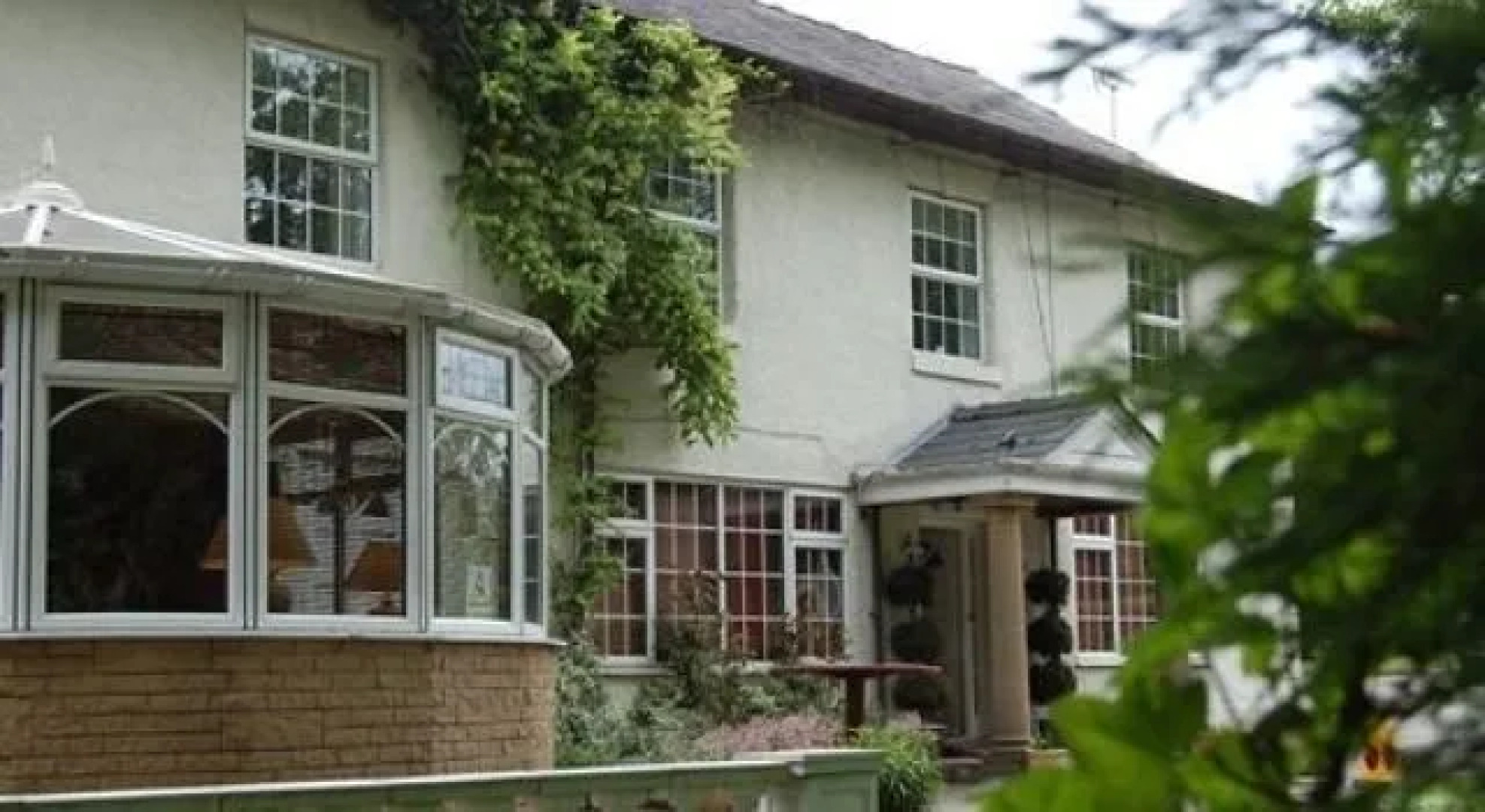 Brook House Hotel