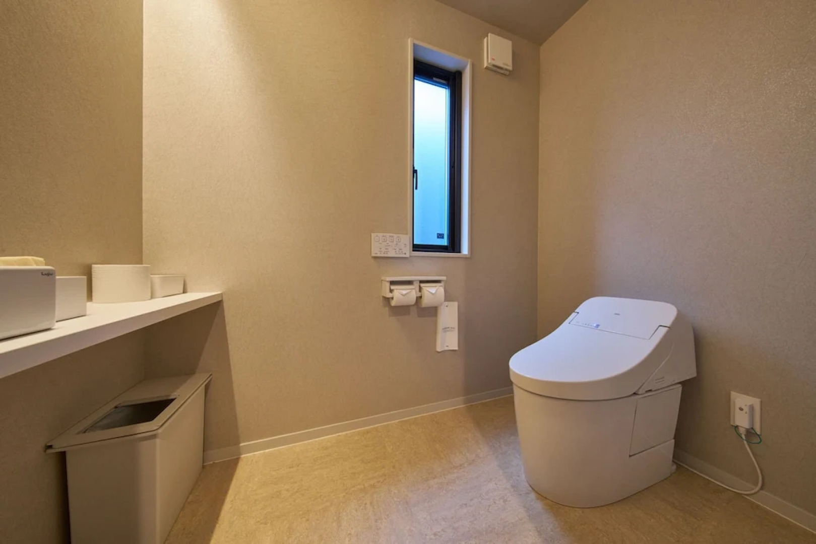 Luxe Tech Villa Ashitoku