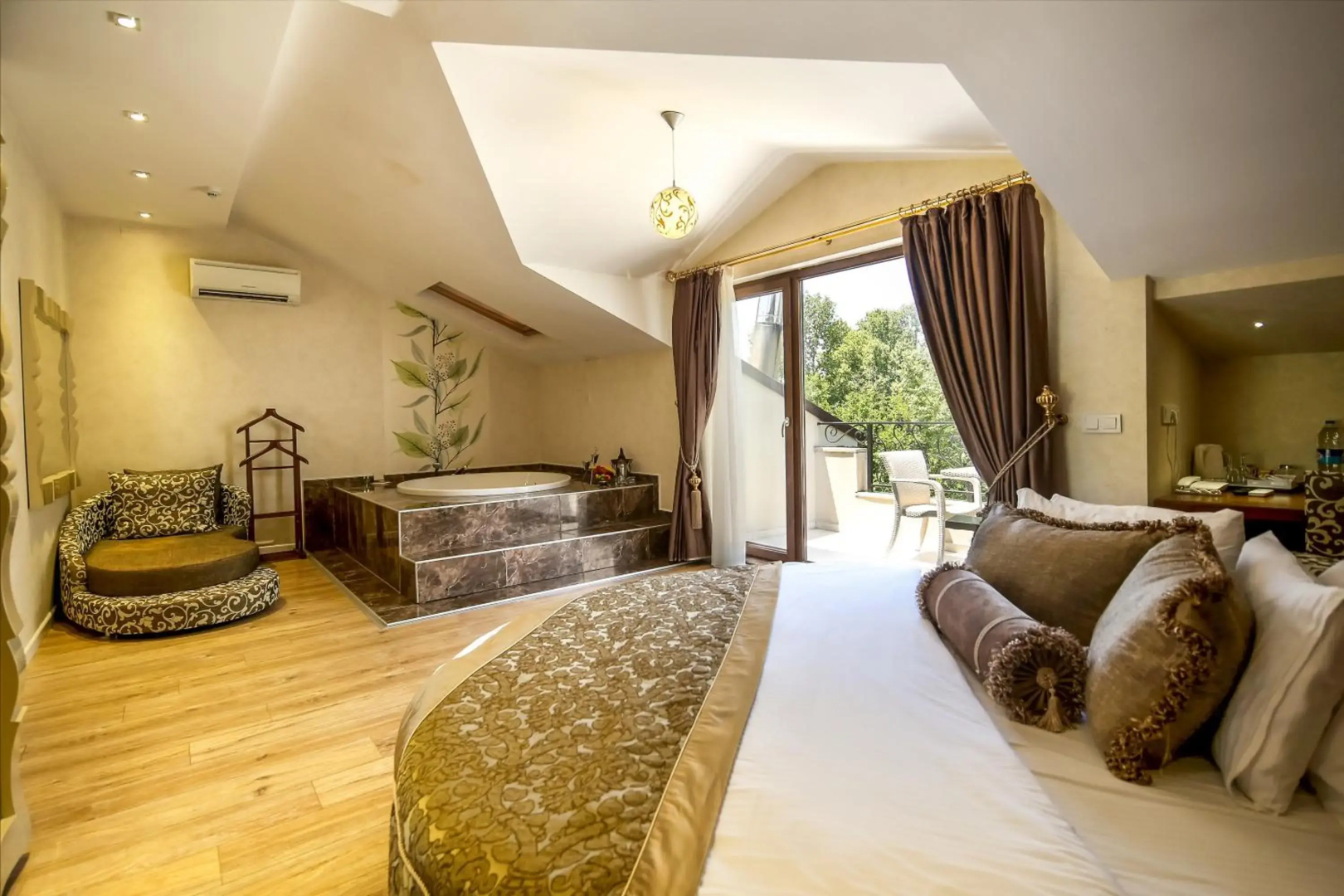Lale Boutique Hotel