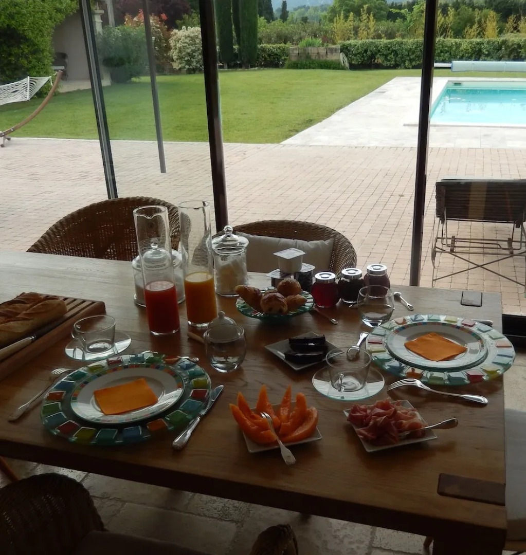 Au Cèdre de Saint Rémy Chambres d'Hôtes