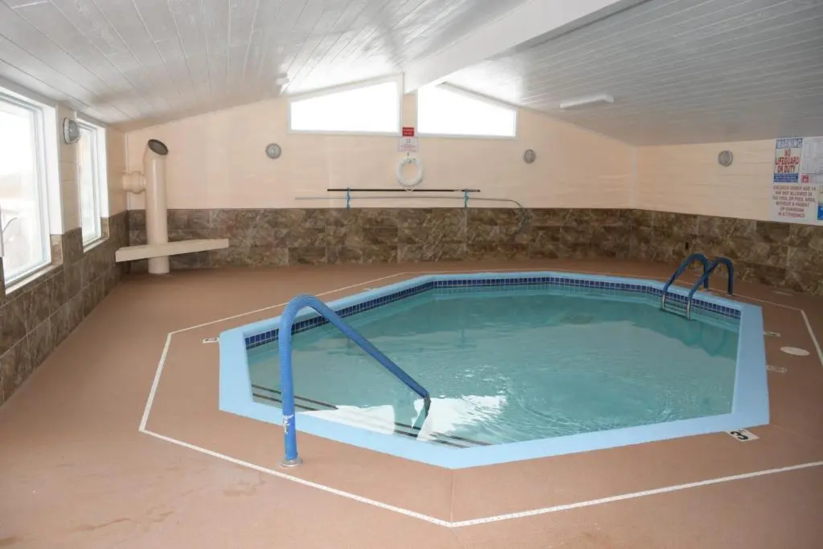 Regency Inn & Suites