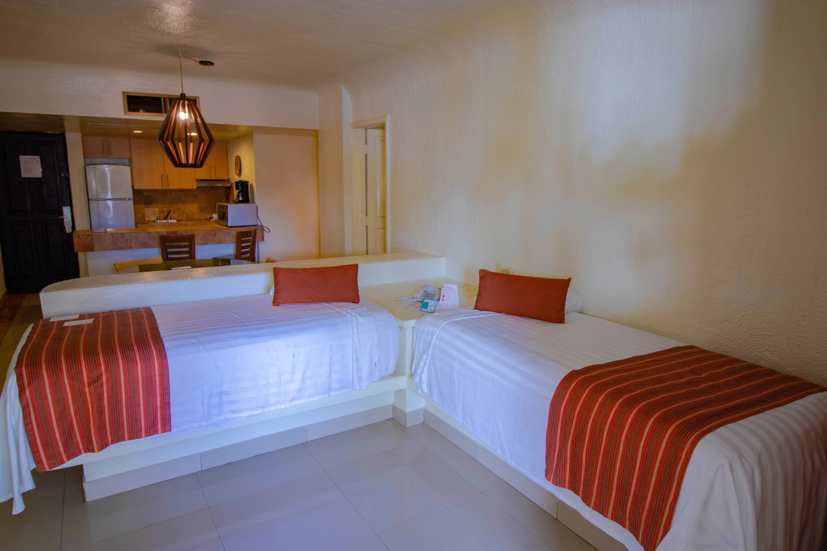 Luna Palace Hotel and Suites