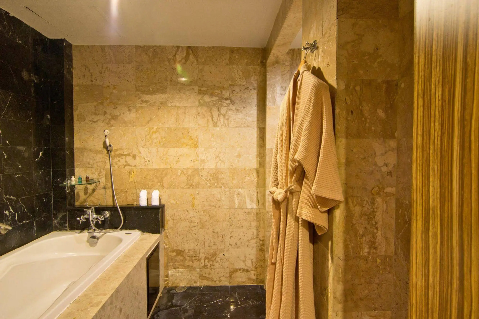 LK Mantra Pura Resort