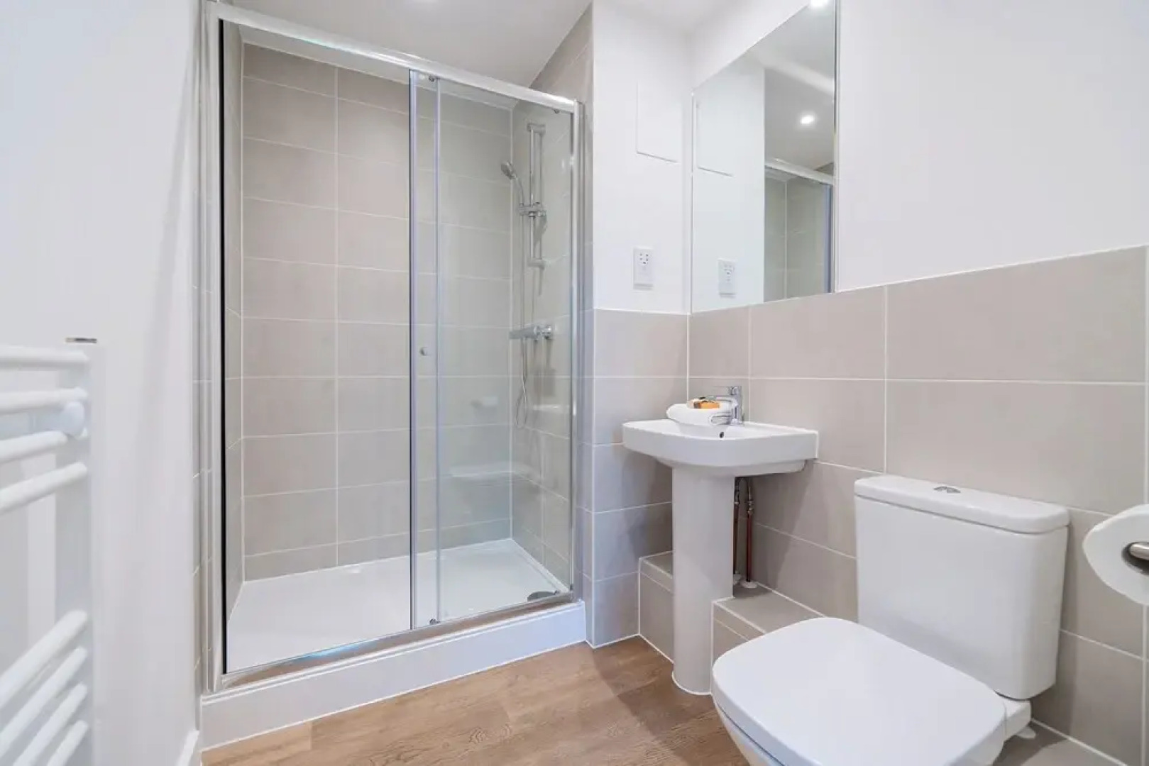 Roomspace Apartments - Walton Court