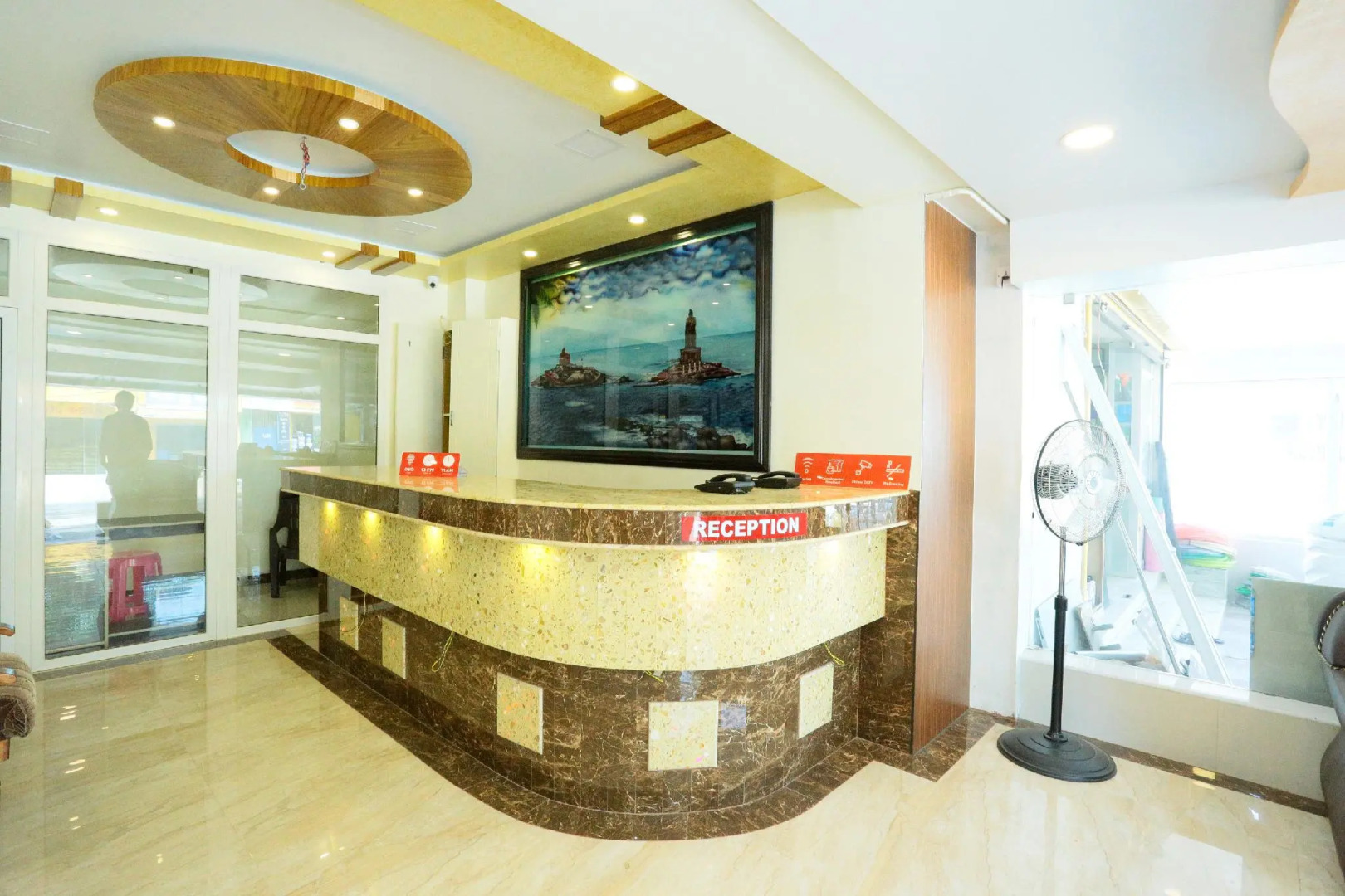 OYO 16388 Hotel Jeyam