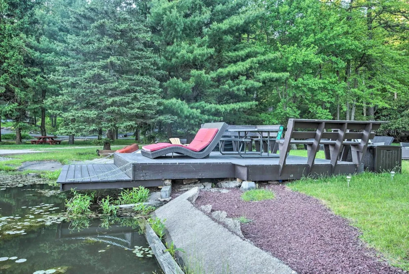 Hot Tub & Fire Pit: Waterfront Lake Harmony Home