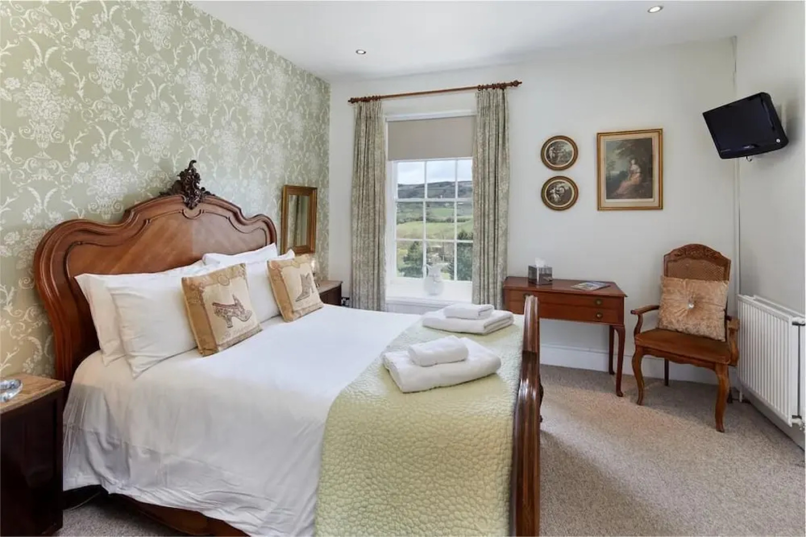 White Horse Farm Hotel