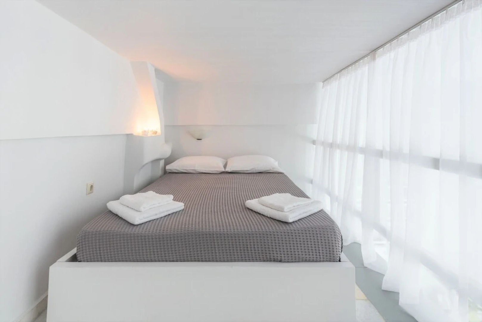 Thymianos Apartments