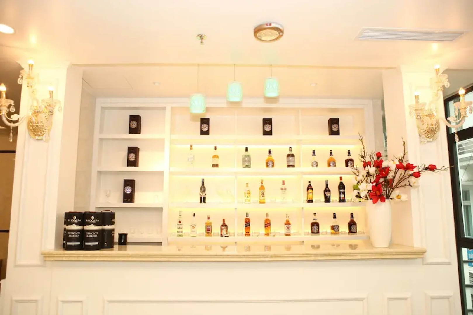 Starboard Light Condominium