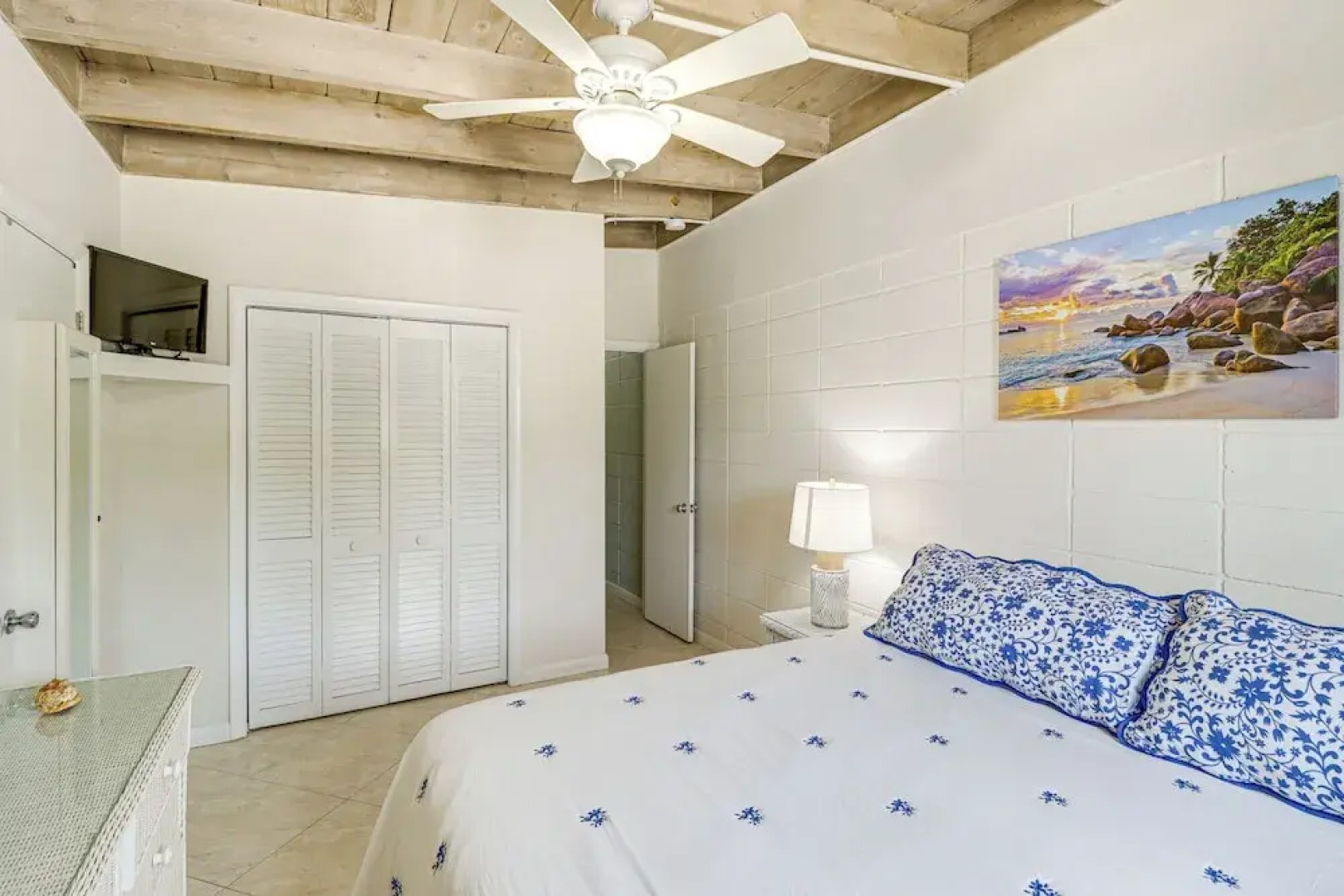 Waterfront Key Colony Beach Home w/ Golf Cart!