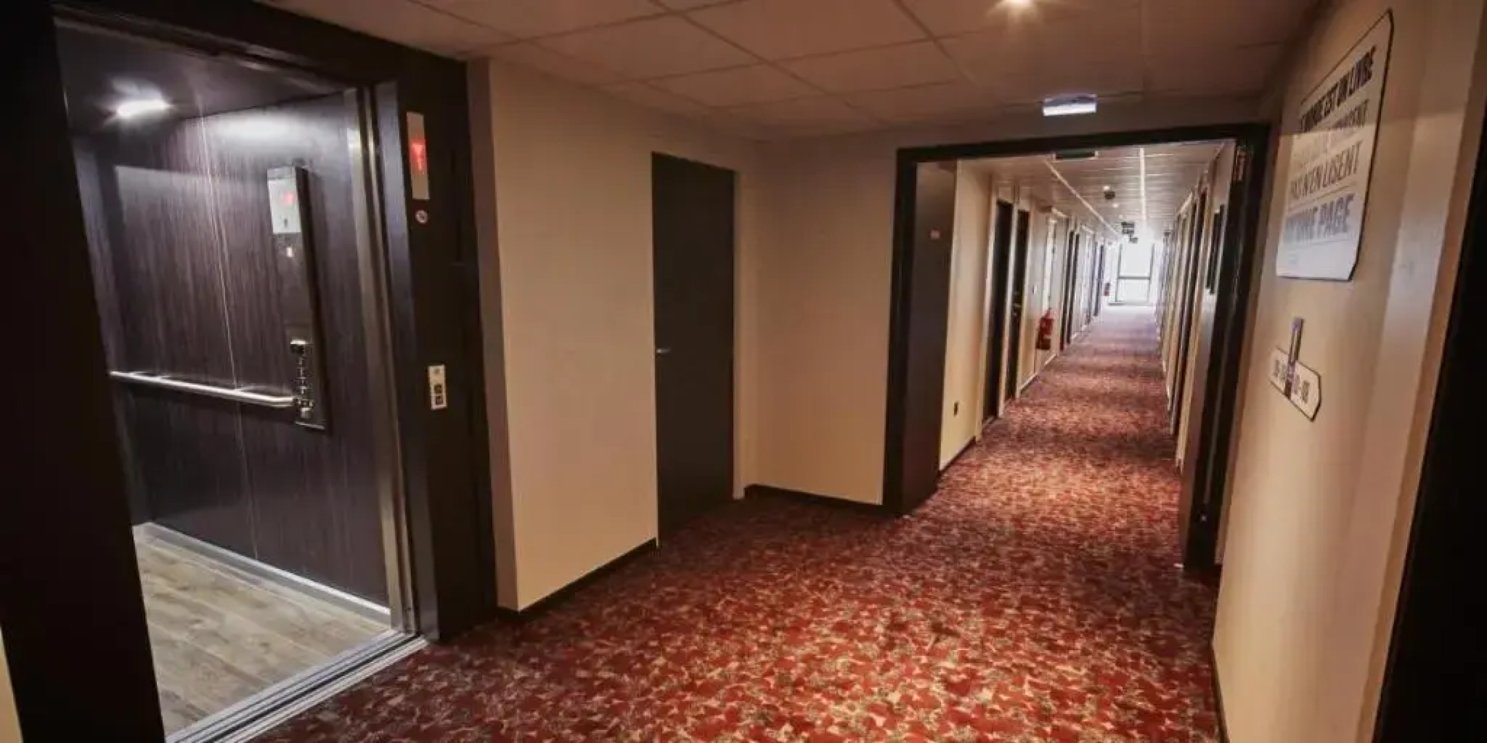 Kyriad Combs-la-ville - Senart