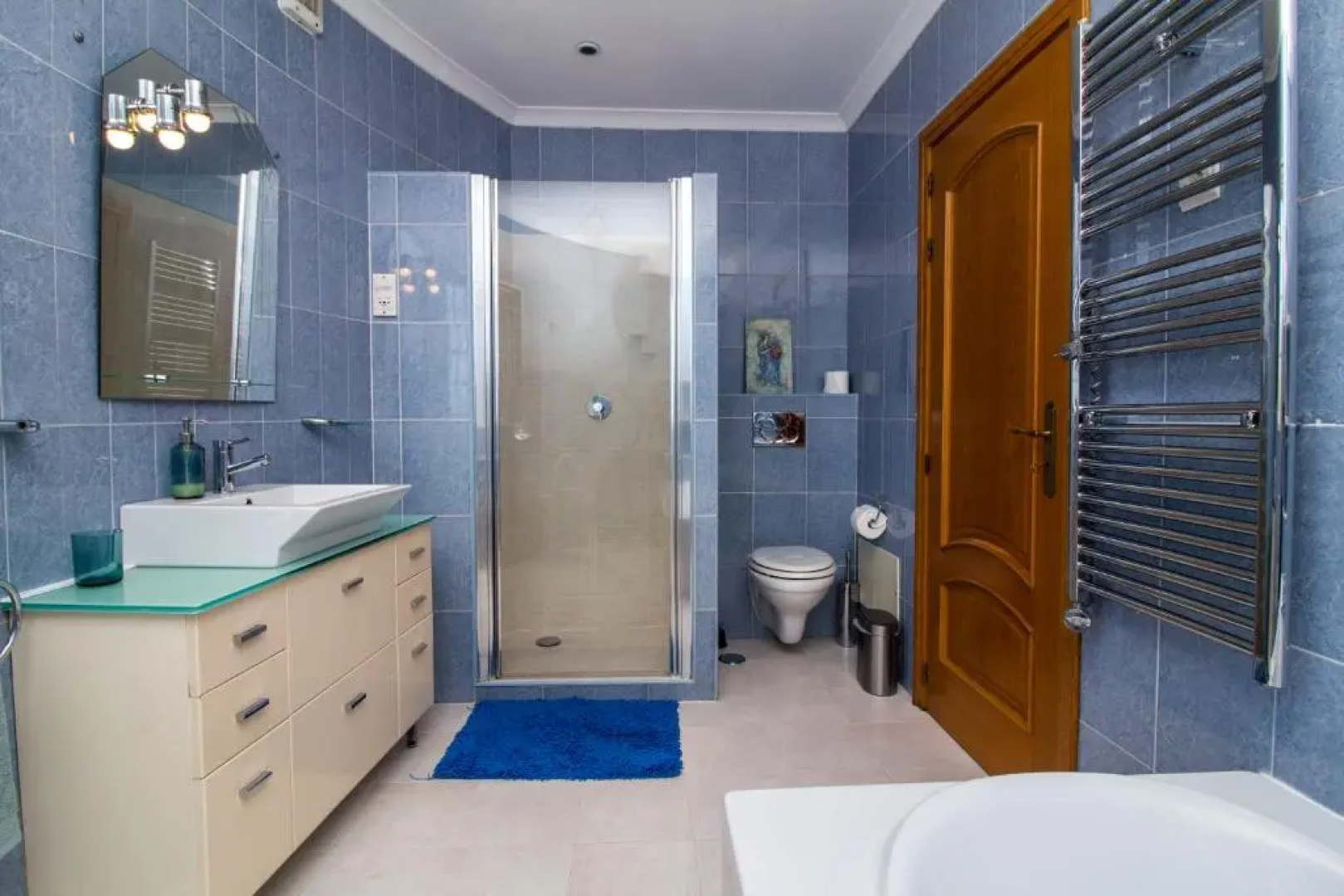 Villa Bliss 450 m2 Luxury Oasis with Saltwater Pool