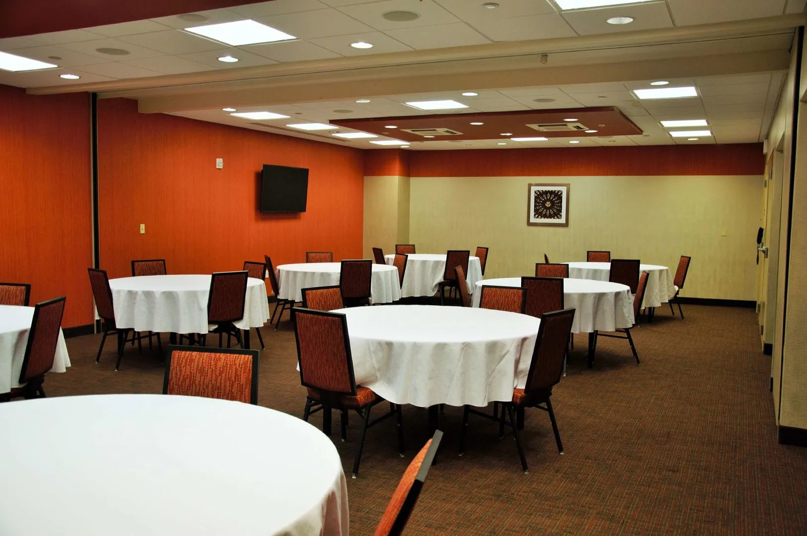 Hampton Inn & Suites Cincinnati/Uptown-University Area