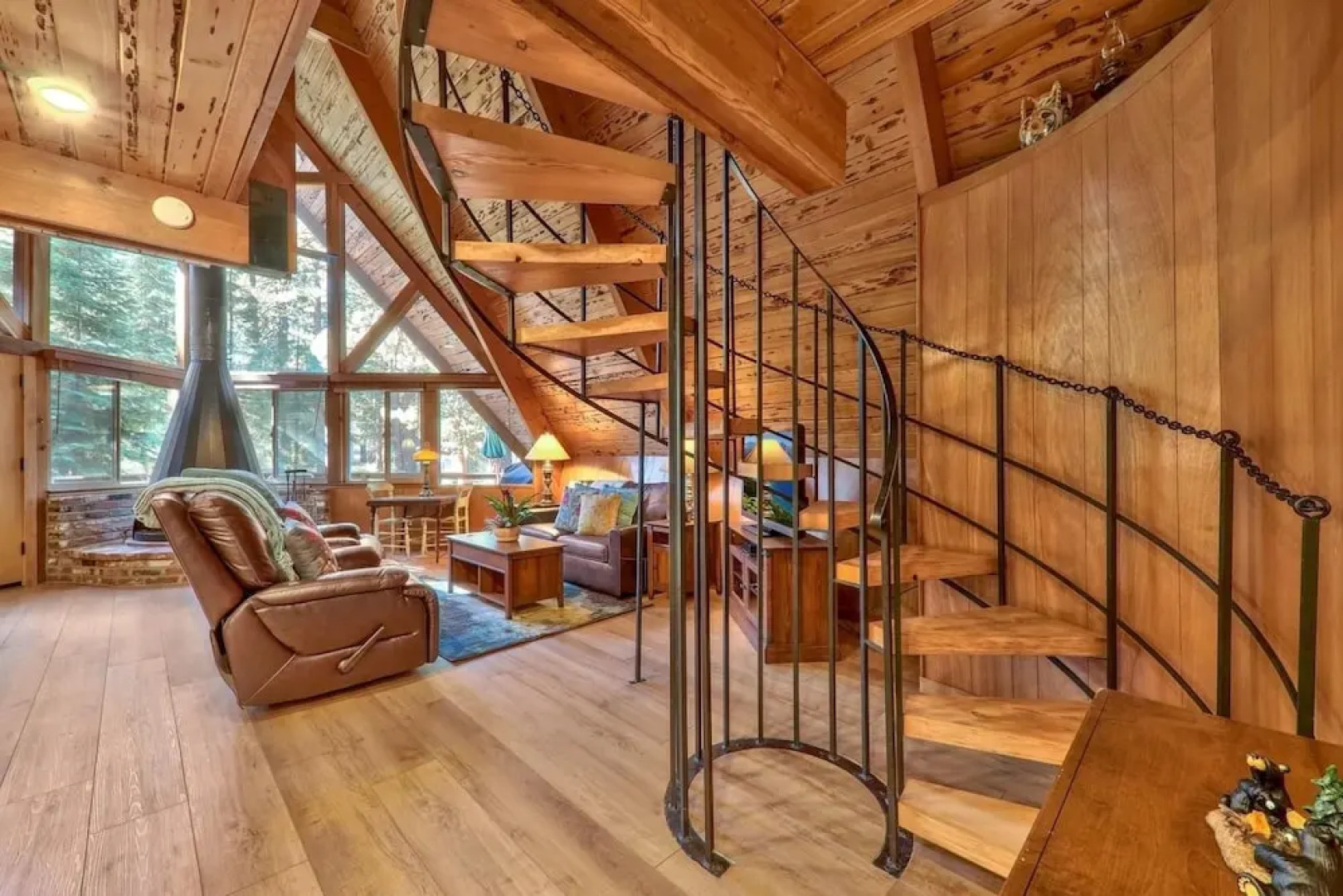 Pyramid Peak by RedAwning