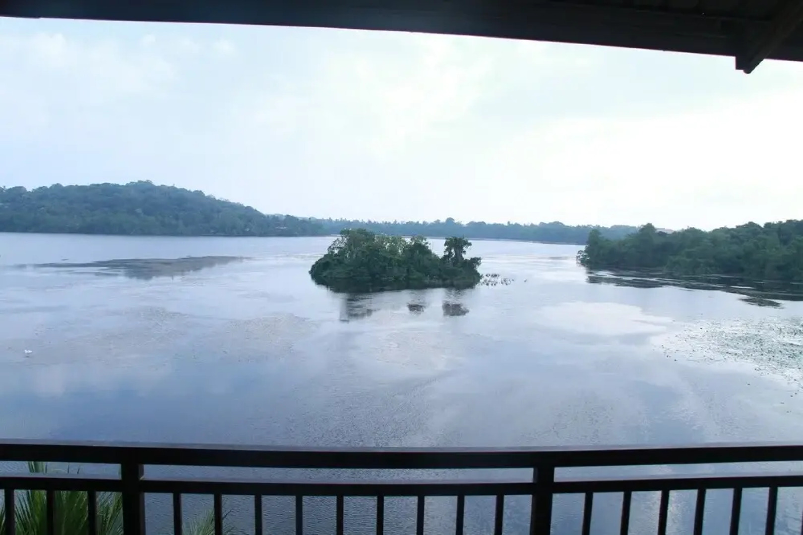 Sanu Lagoon Resorts&Spa