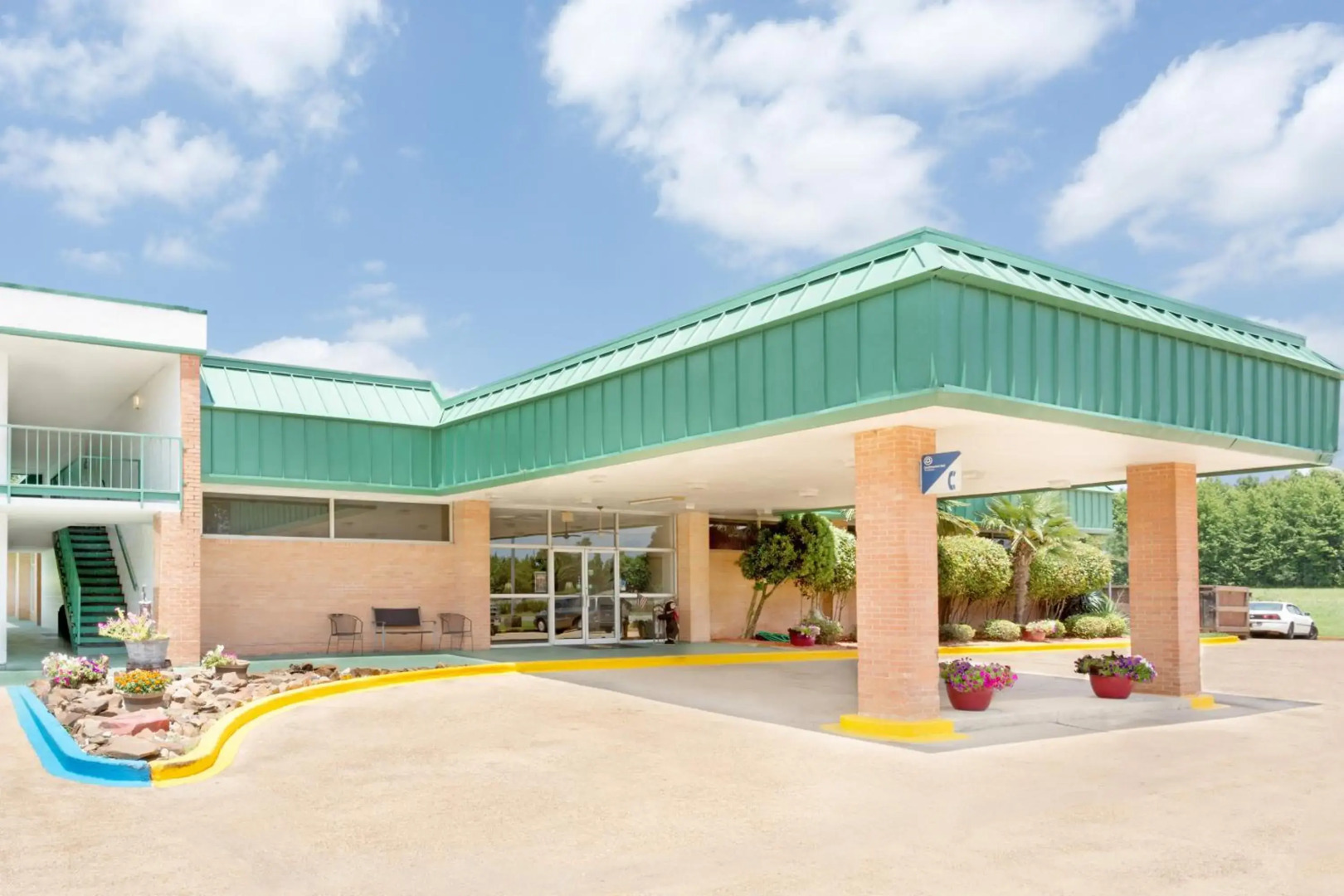 Super 8 By Wyndham Hope