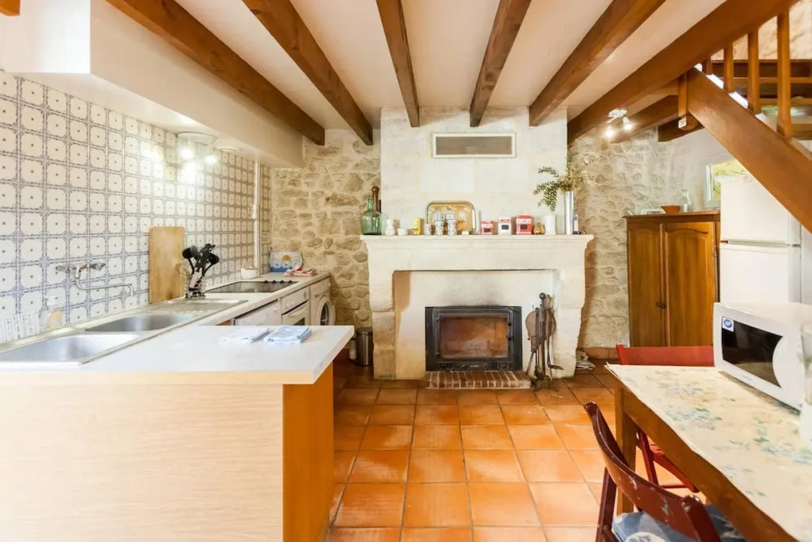 Villa With 4 Bedrooms in Génissac, With Private Pool, Furnished Garden and Wifi