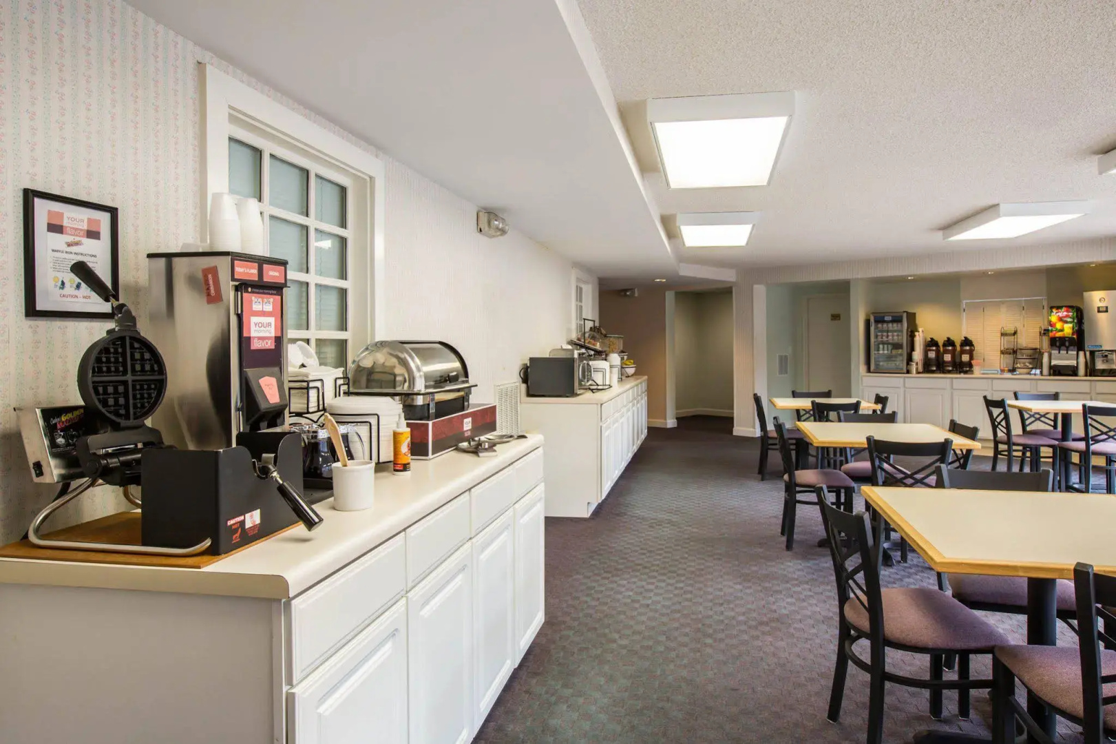 Rodeway Inn & Suites Cherokee On the River