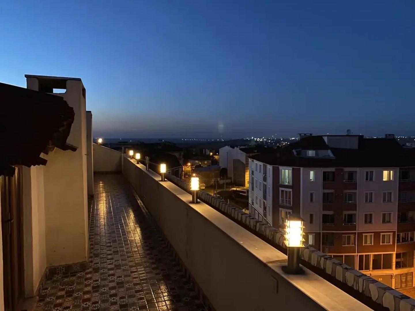 Grand Life Hotel