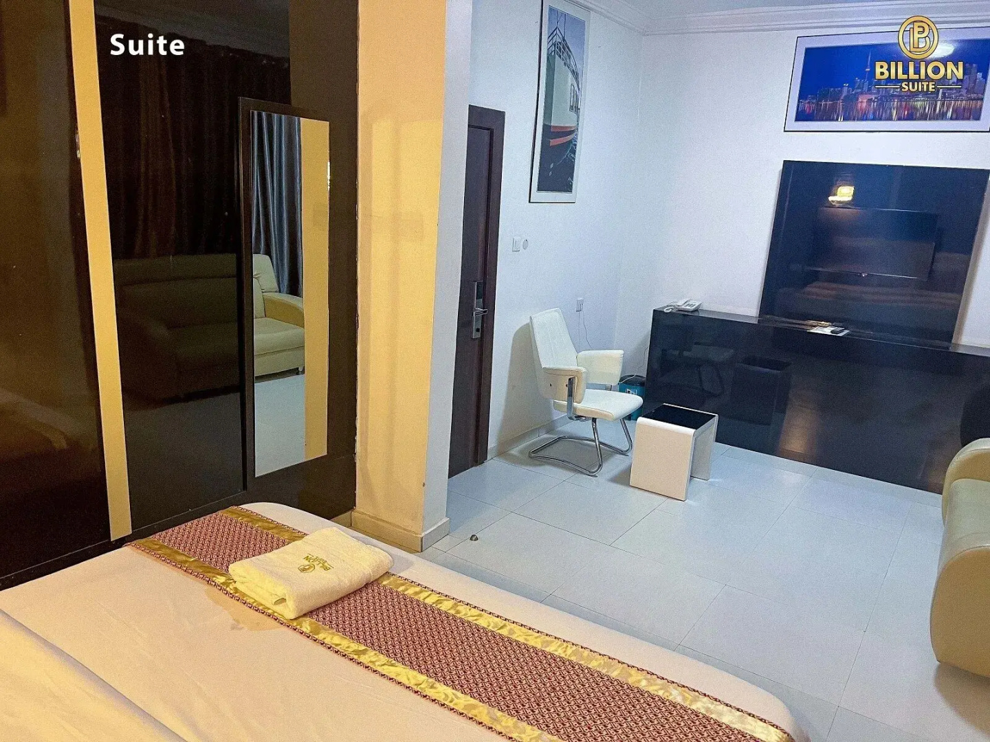 Billion Suite Hotel