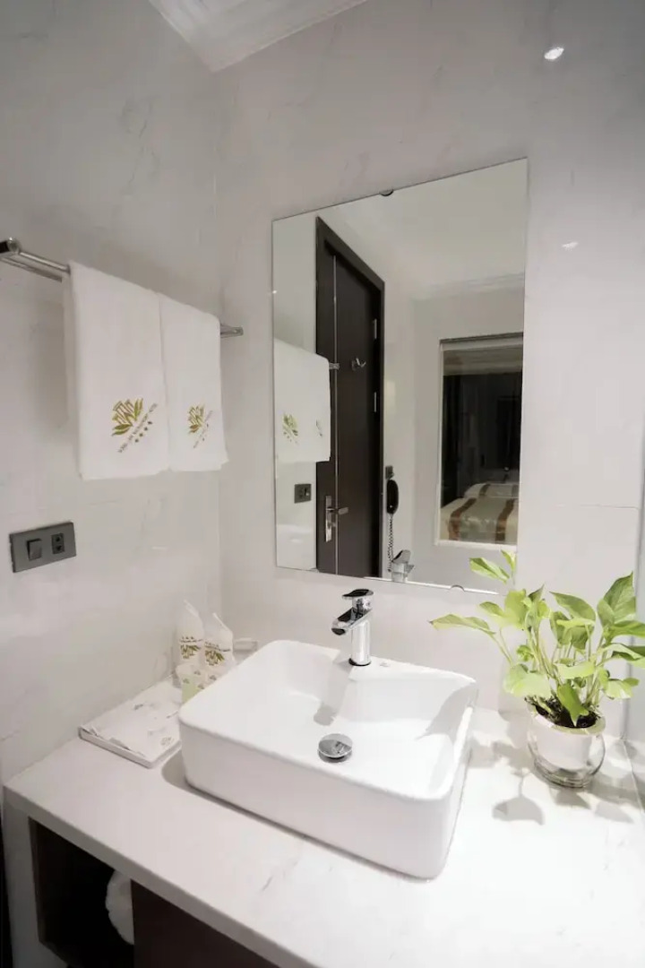 Songlam Waterfront Hotel - 藍江酒店