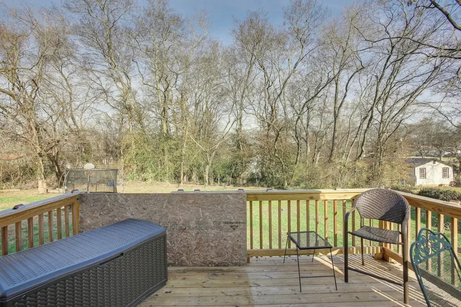 Pet-friendly Gallatin Home w/ Deck, 1 Mi to Town!