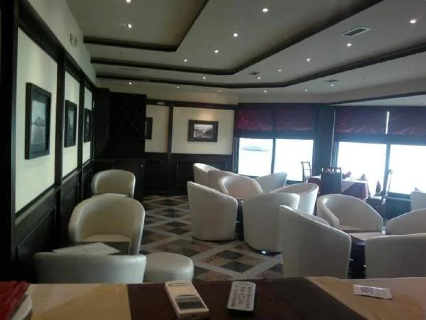 Ylli i Detit Hotel