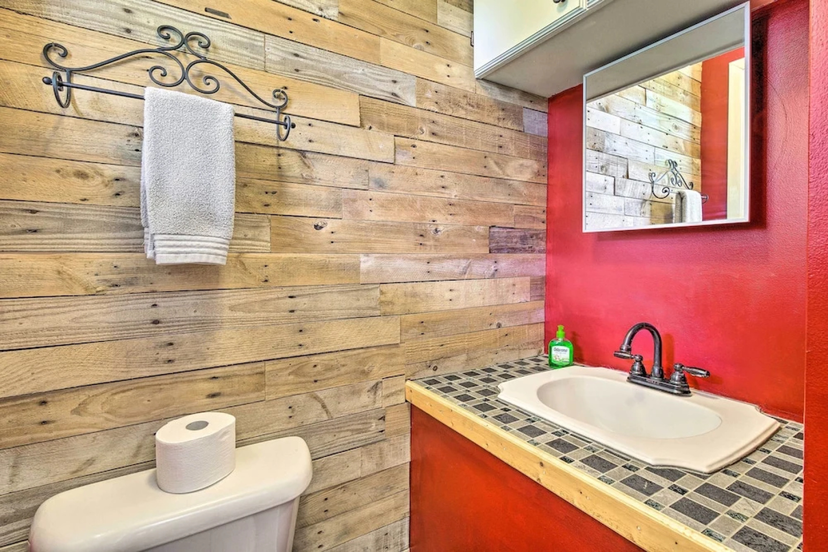 Roomy Montour Falls Retreat w/ Private Pool!