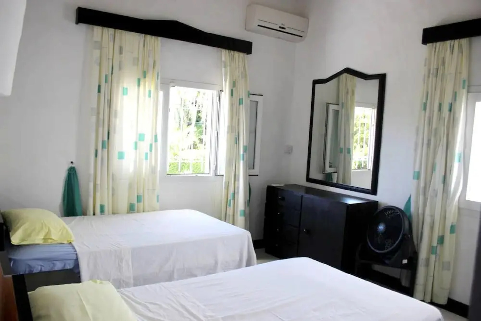 Apartment with 2 Bedrooms in Trou D'Eau Douce, with Wonderful Sea View, Furnished Terrace And Wifi