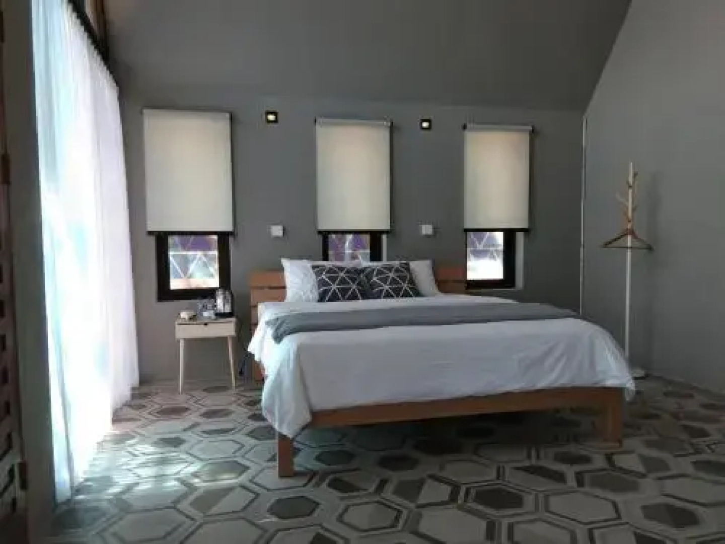 Radika Paradise Villa & Cottage