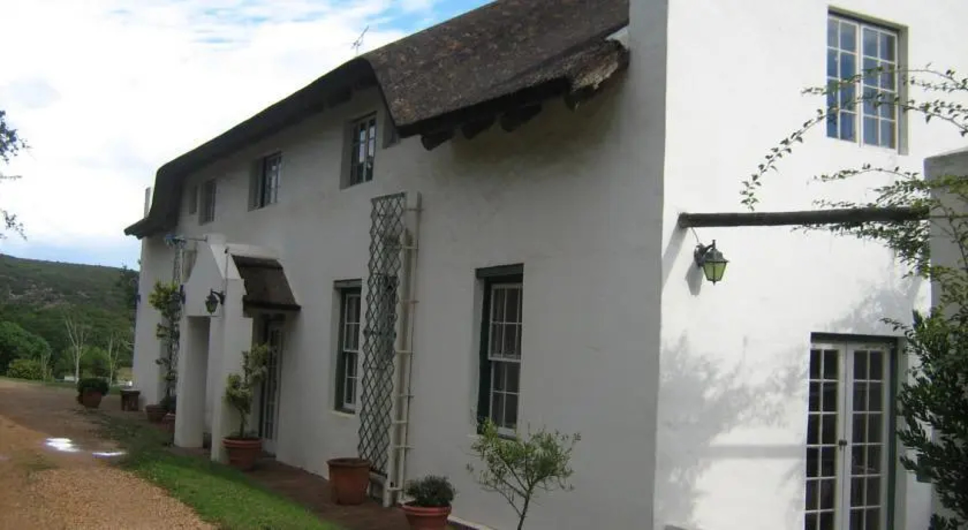 Stillbay River Lodge