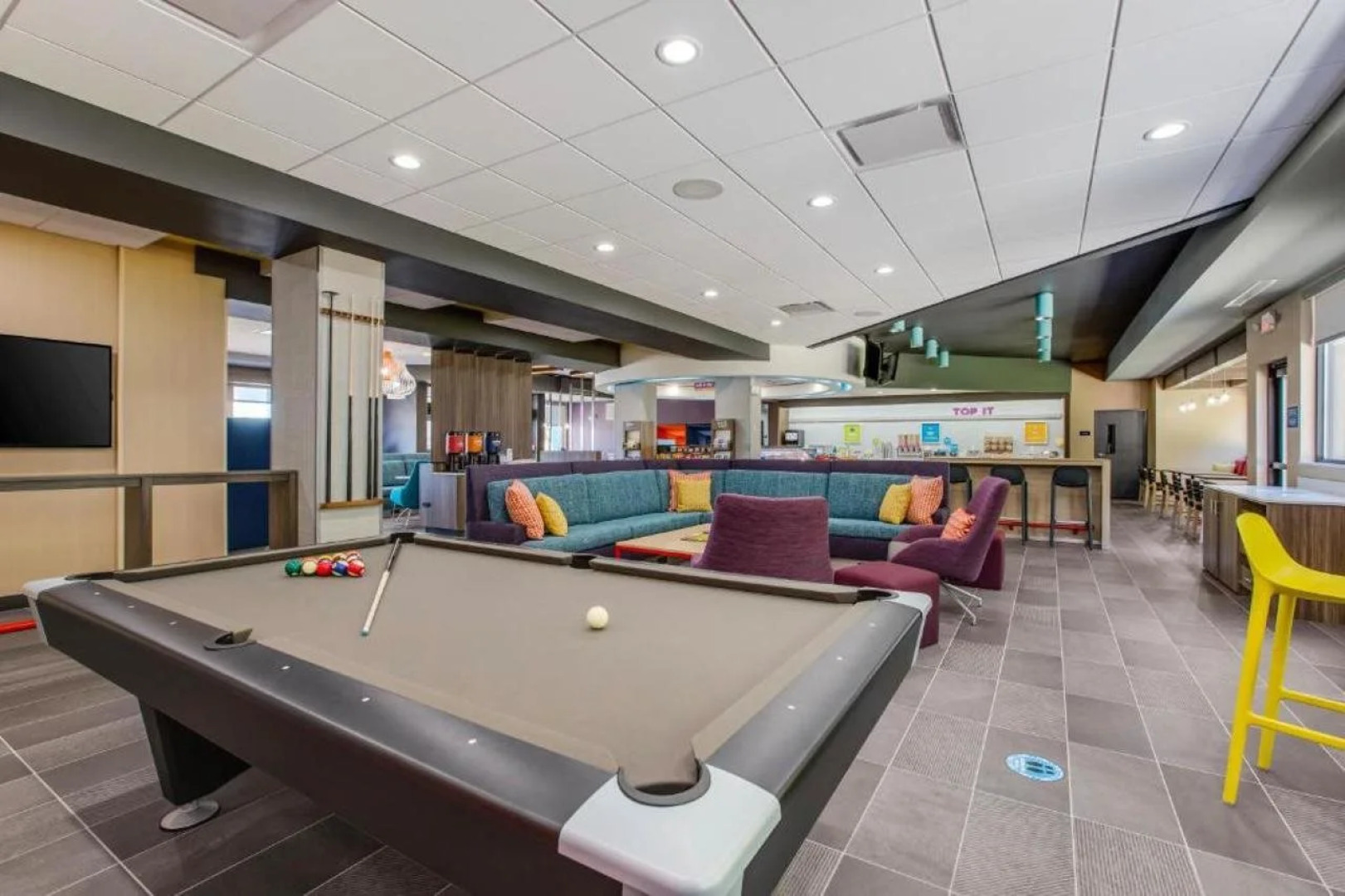 Tru by Hilton Saint Joseph