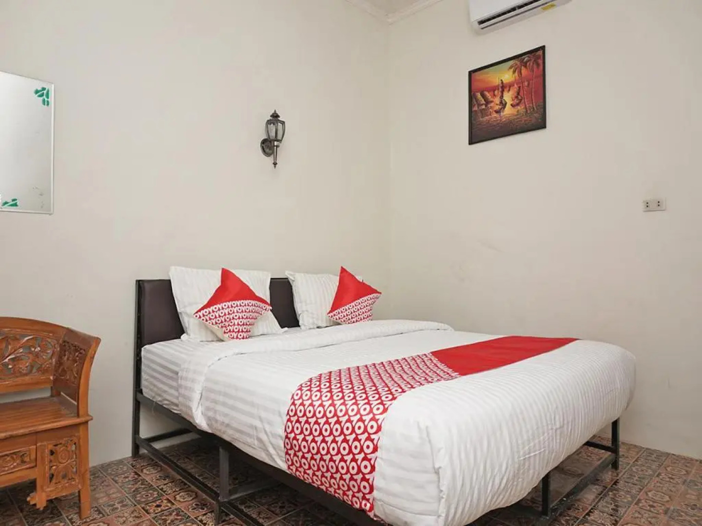 OYO 2410 Intan Hotel