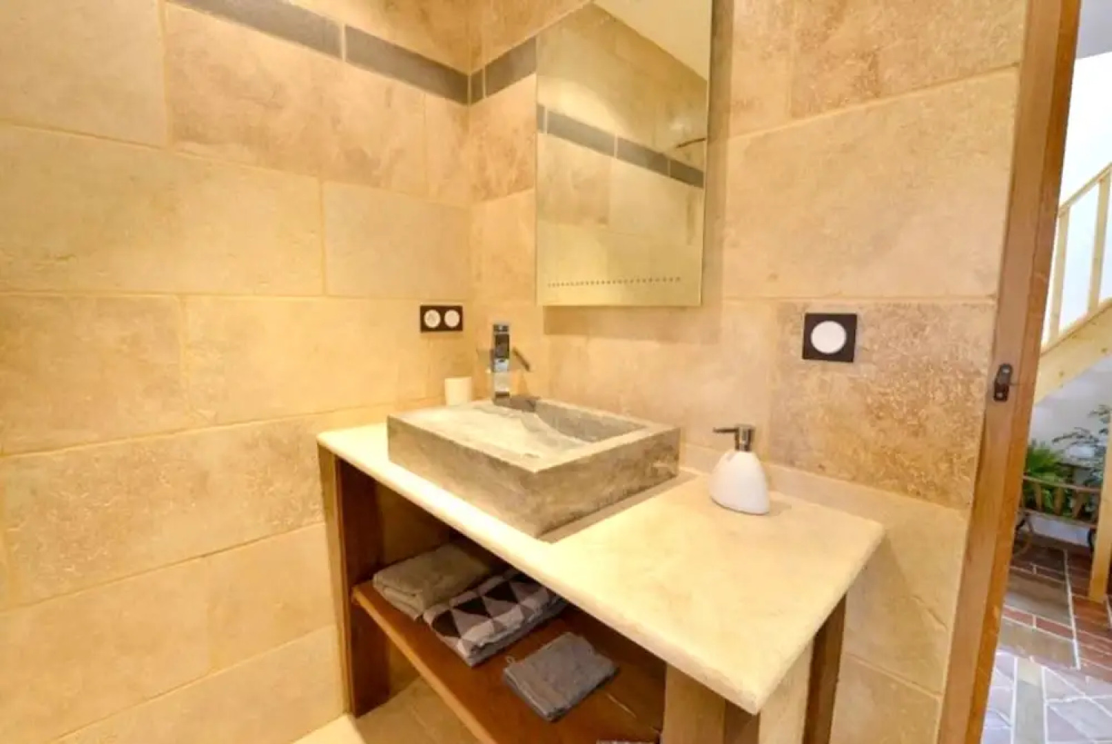 House With 2 Bedrooms in Alligny-en-morvan, With Wonderful Mountain Vi