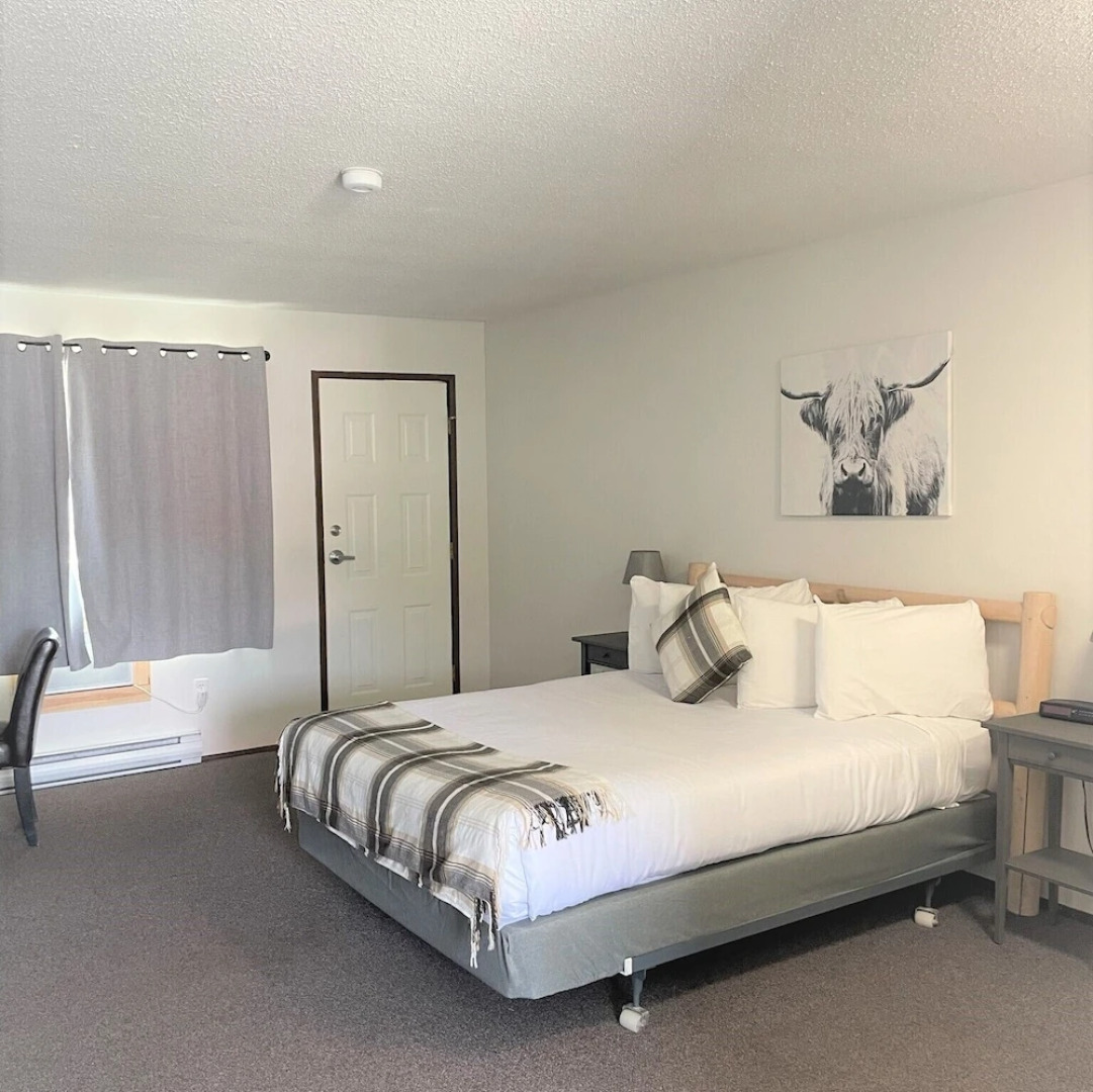 Christina Lake Motel and RV Park