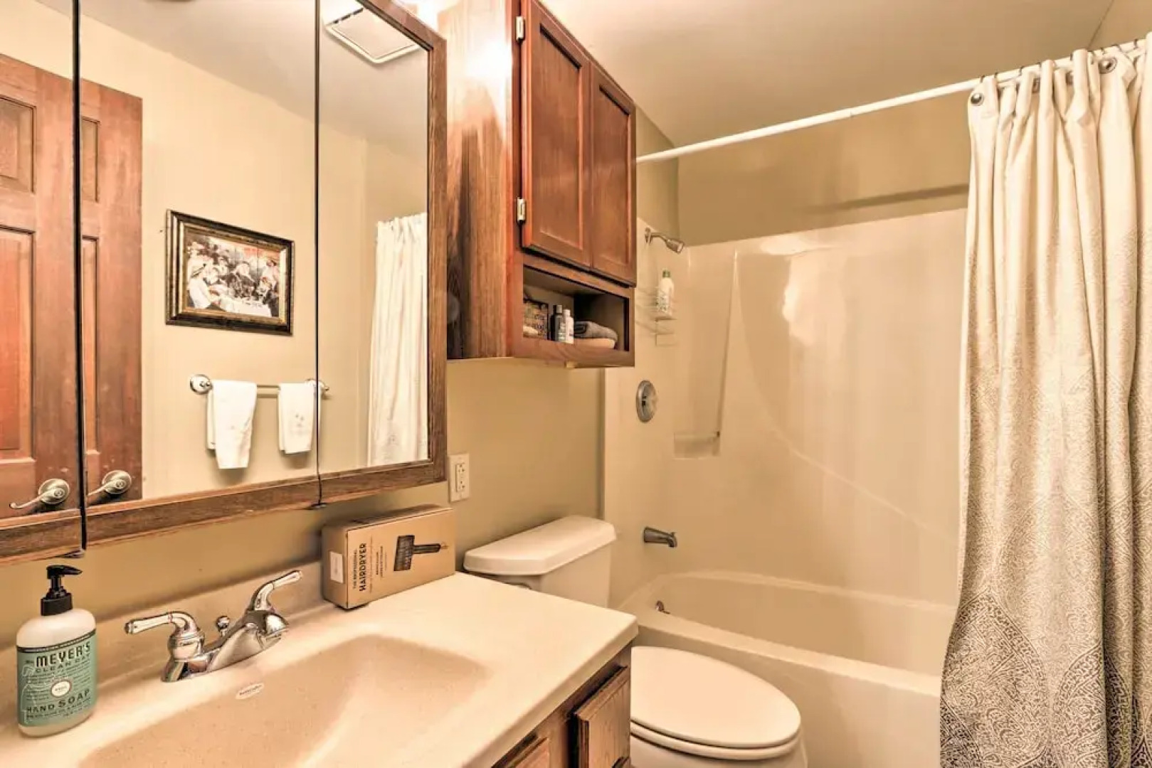 Spacious Home w/ Pond ~ 13 Mi to Columbia!