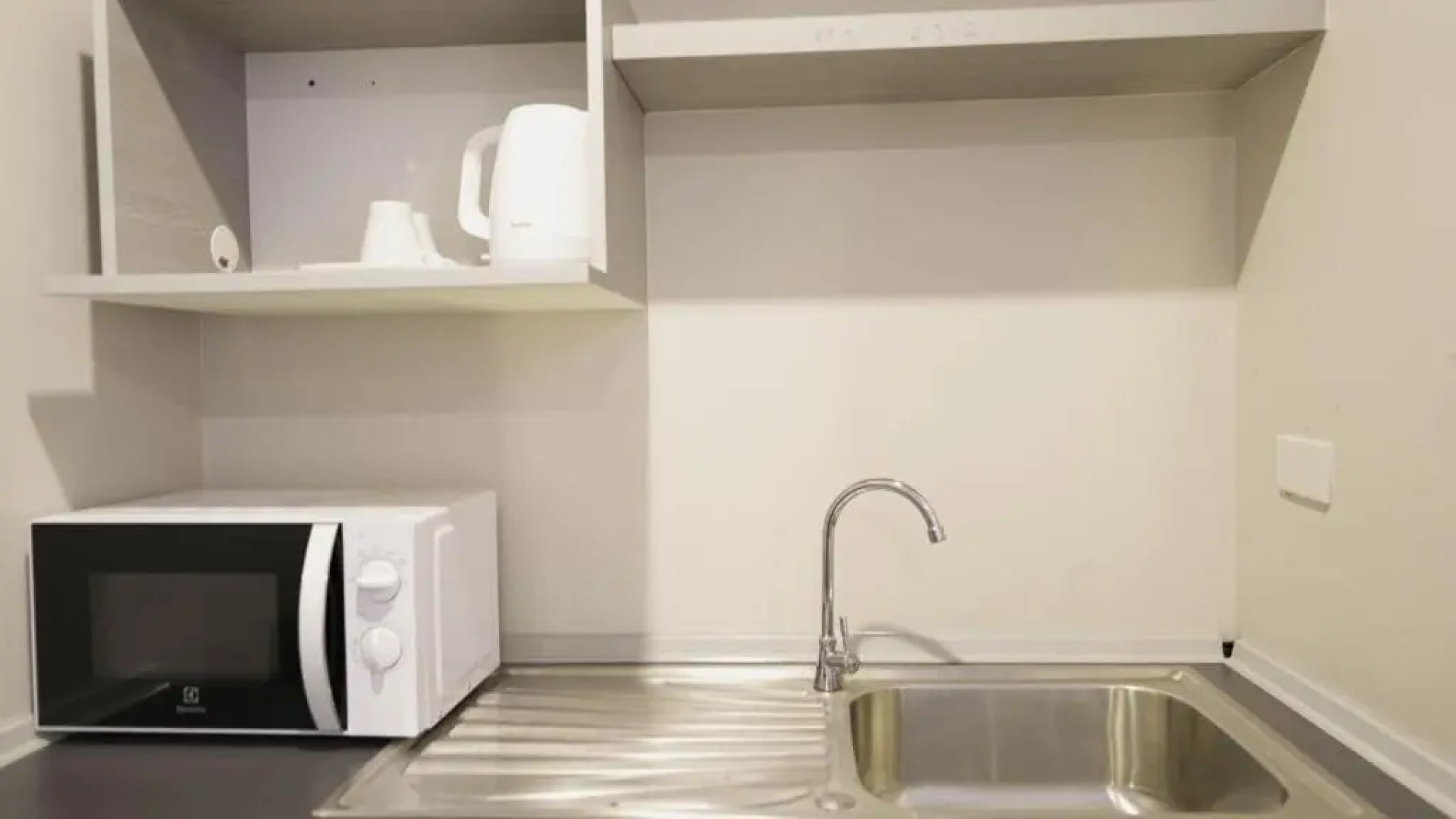 RoomQuest Sukhumvit 107