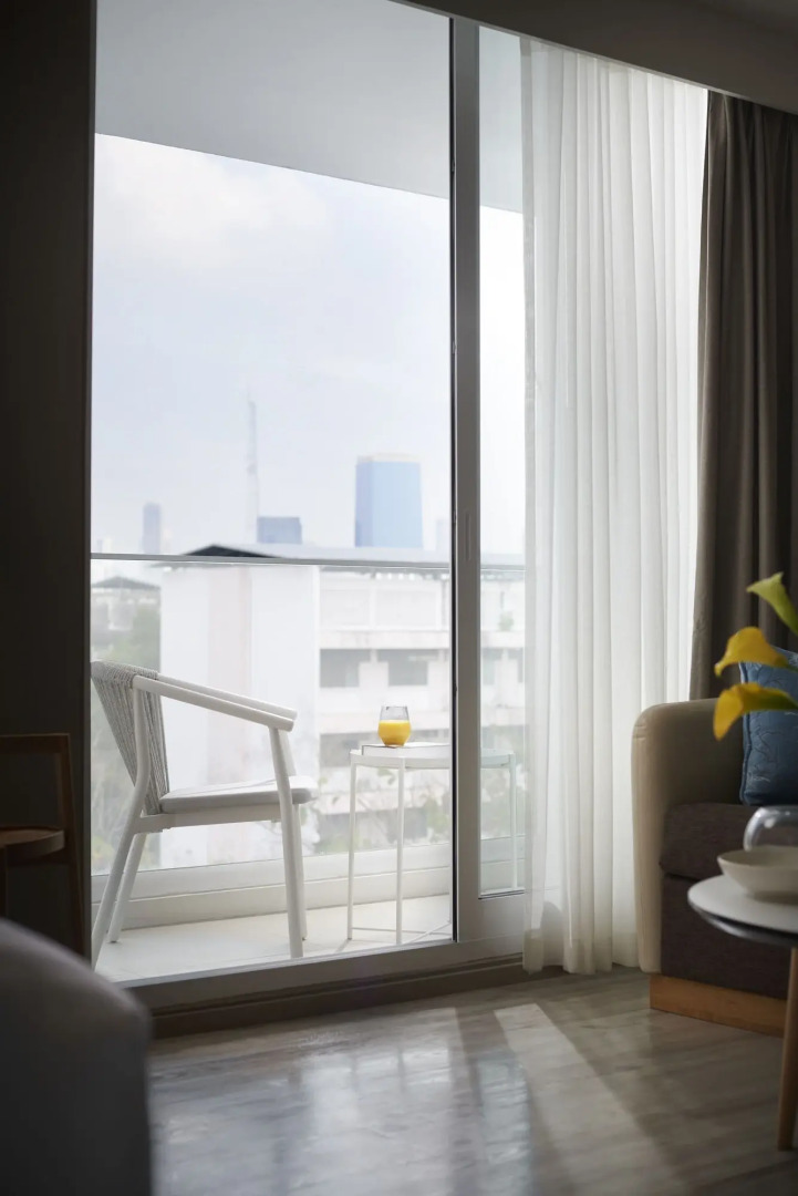 Shama Yen-Akat Bangkok