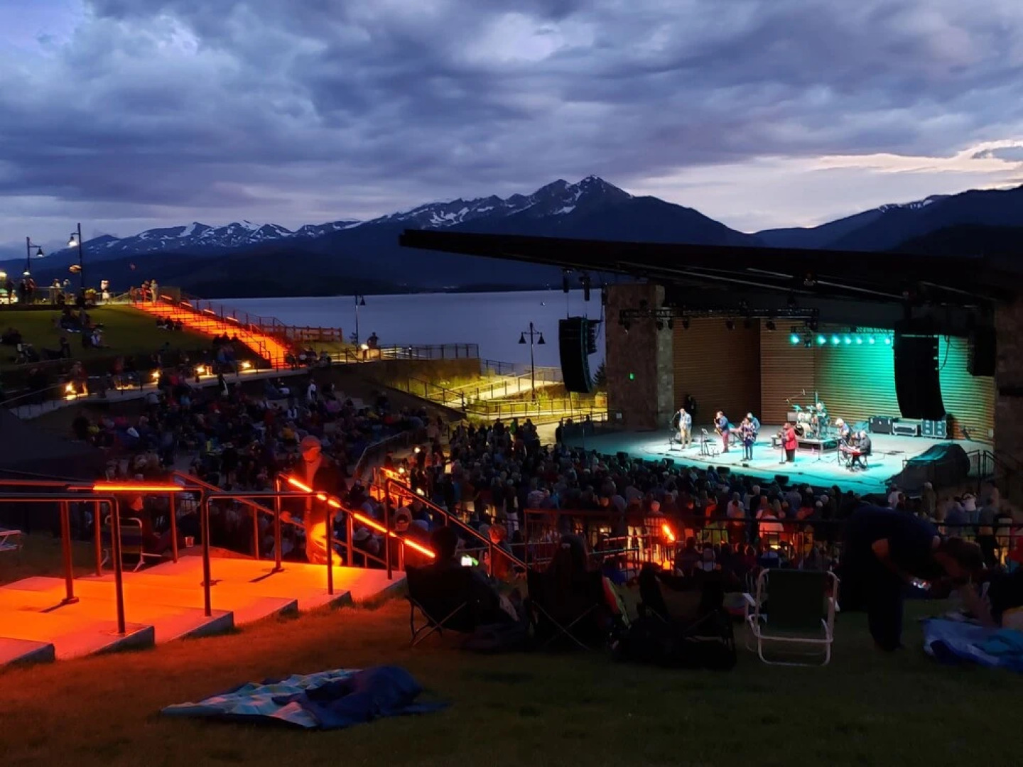 #1772 Chateau Claire at Lake Dillon - Best Central Location for Summit Ski Areas - Free Bus Route