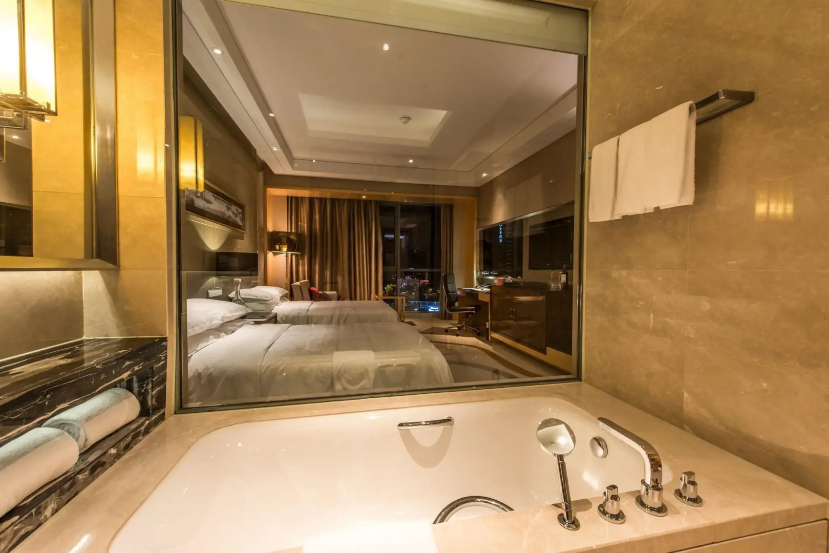 Sheraton Zhenjiang Hotel