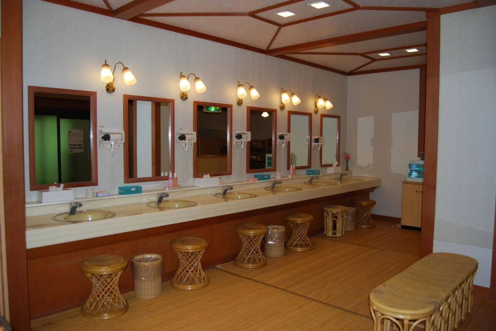 Yumoto Kanko Hotel Saikyo