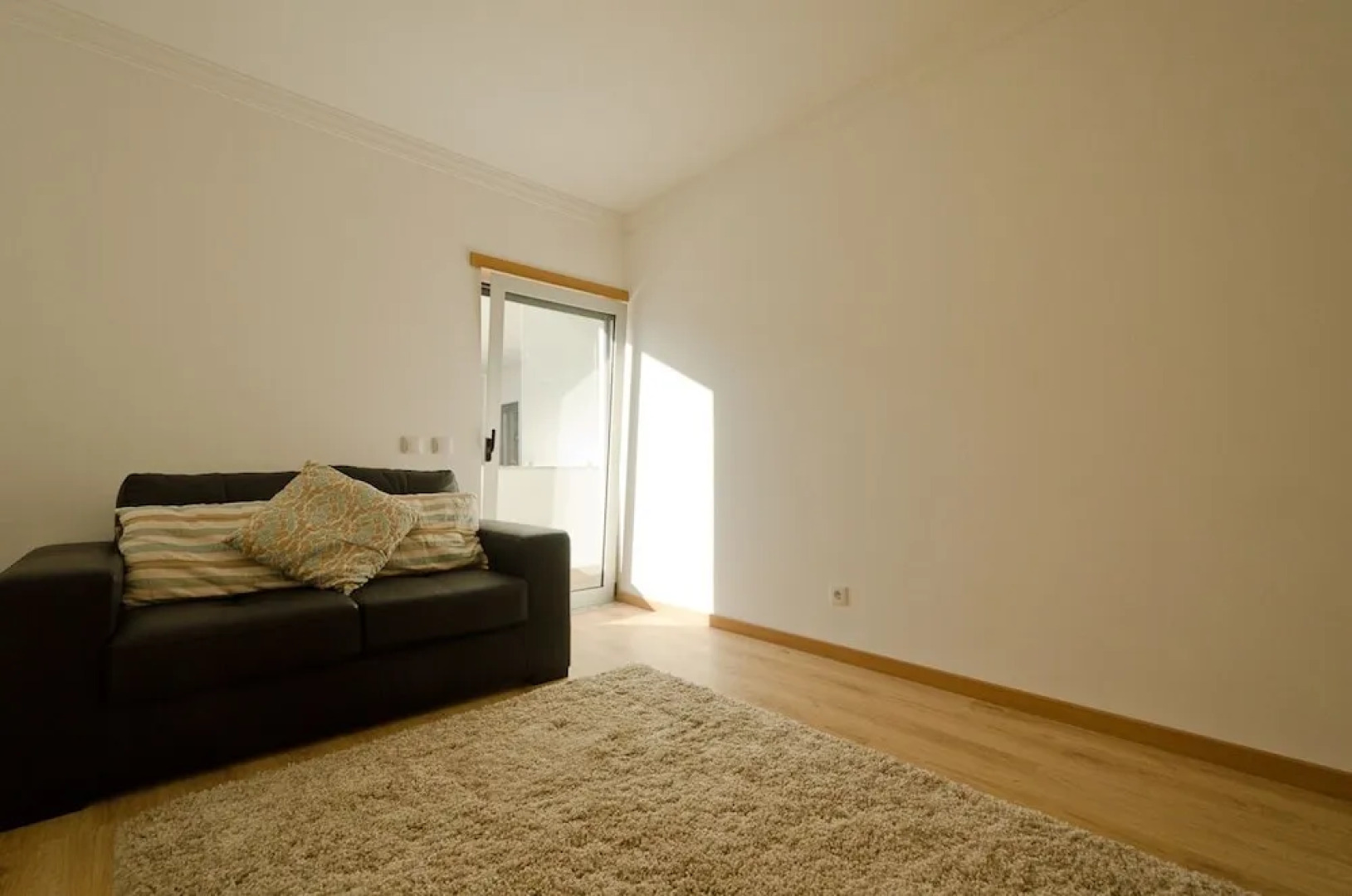 Modern 2 Bed Apartment 5km Carvoeiro