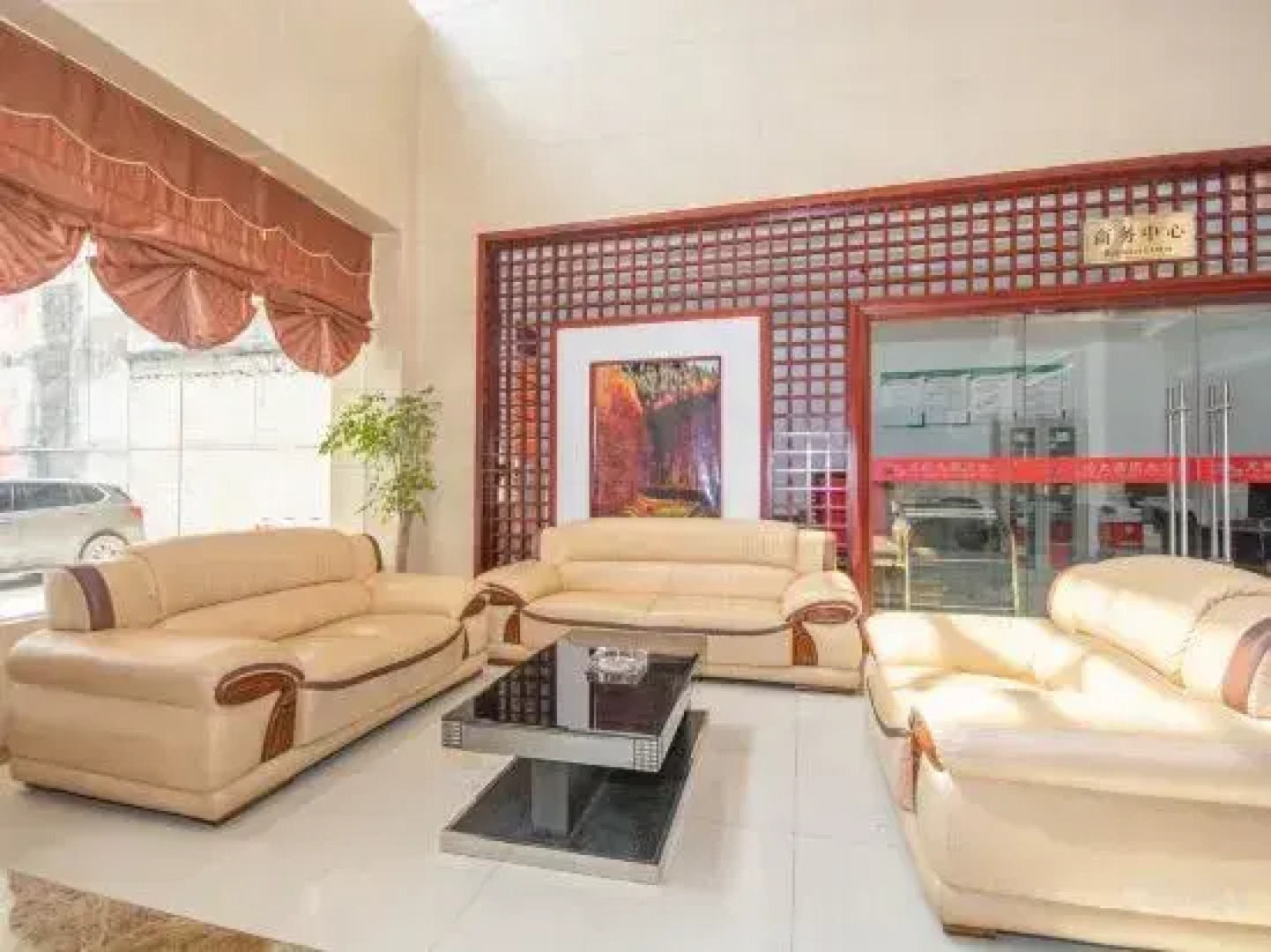 Lichuan Longchuan Hotel