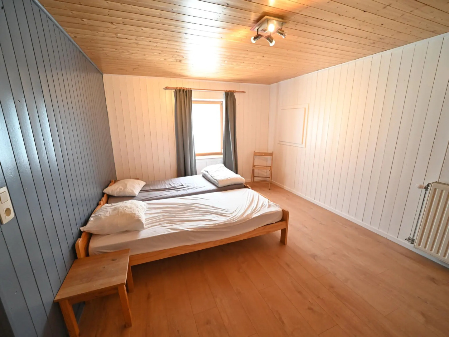 Spacious holiday home for 12 adults and 3 children with sauna / private pool
