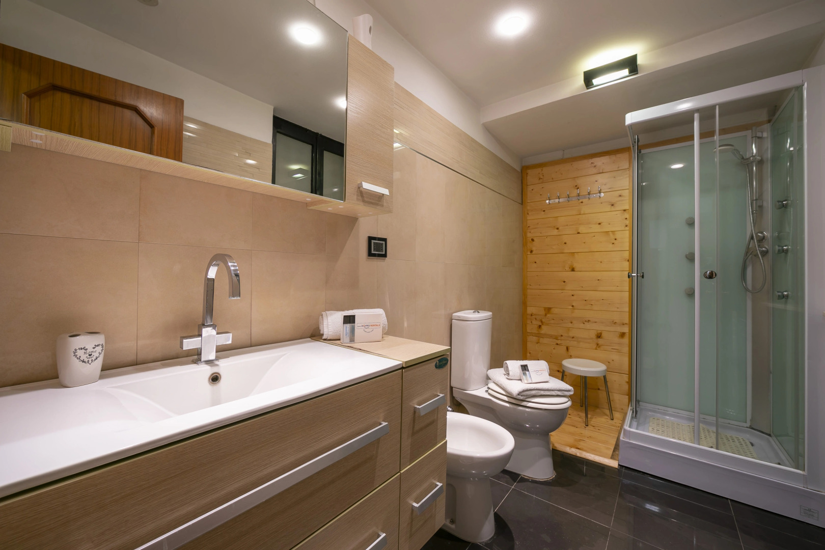 Green House between Etna and the sea